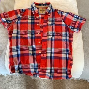 Men’s button down short sleeve shirt